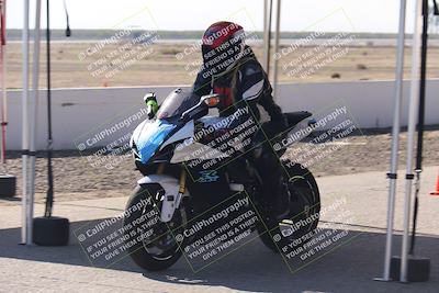 media/Nov-03-2025-Lets Ride (Mon) [[4d74c1c4d3]]/B Group/Grid/